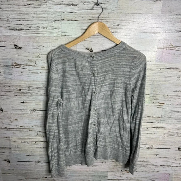 ANGEL OF THE NORTH ANTHROPOLOGIE GRAY SWEATER SZ L - Picture 9 of 12
